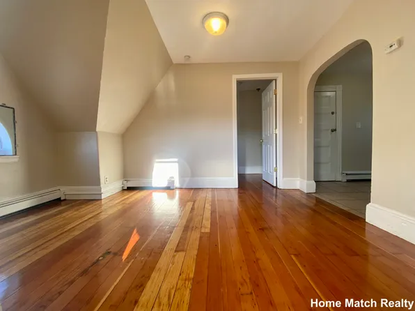 (undisclosed Address), Chelsea, MA 02150