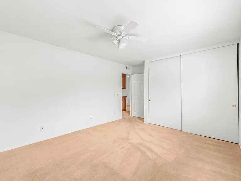 848 Devore Ave — Photo 29
