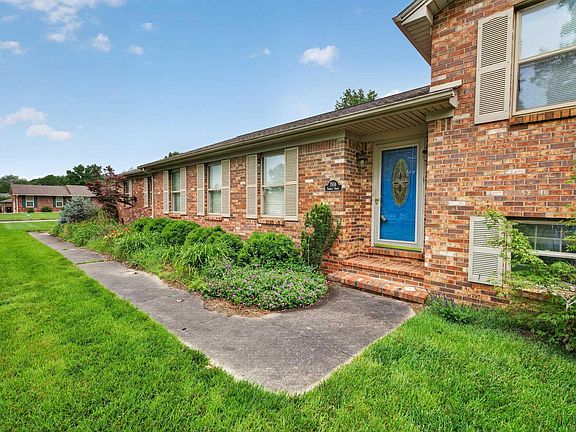 2nd image of 1504 Tabard Dr