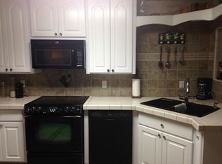 403 S Palm Ave, Howey In The Hills, FL 34737