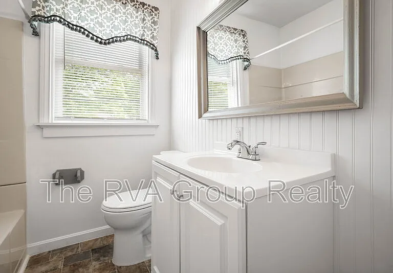 10530 Lambeth Rd — Photo 32