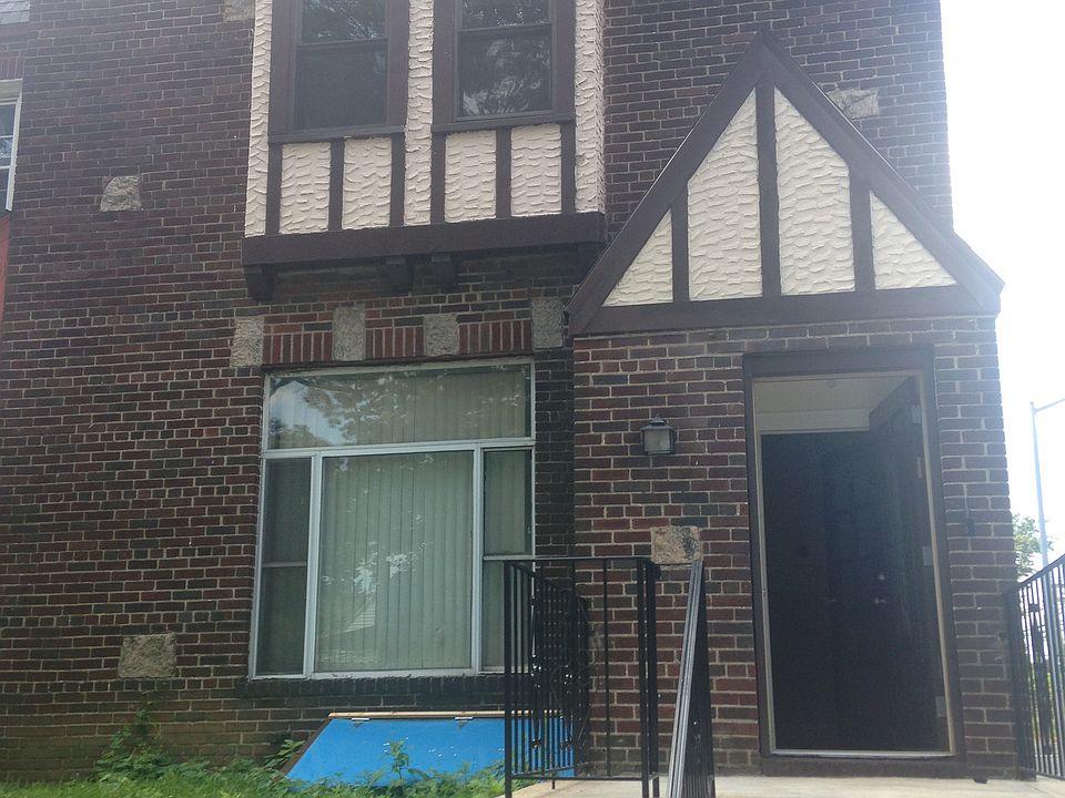 1st image of 9904 207th St