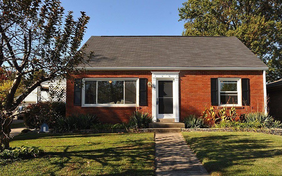 1st image of 841 Packard Ave