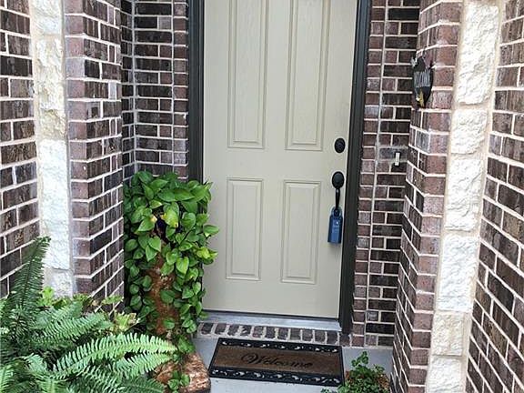 2nd image of 217 Frontier Dr