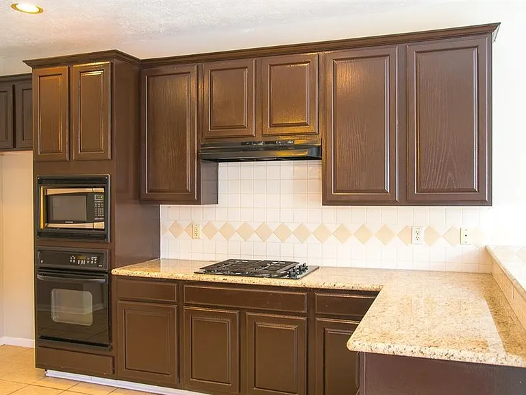 15411 Seminole Canyon Dr — Photo 18
