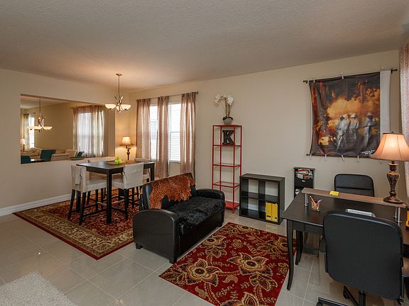 4th image of 10127 Chorlton Cir