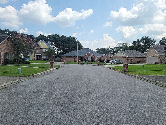 5th image of 401 Tuscany Valley Dr