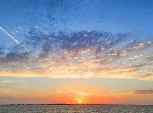603 Indian Beach Ln #19, Sarasota, FL 34234