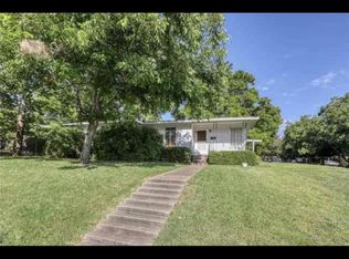 1212 S Lamar St, Weatherford, TX 76086