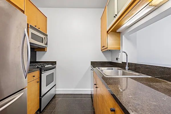 Rented by Nest Seekers International | media 6