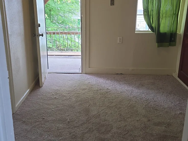 4122 S Johnson St — Photo 3