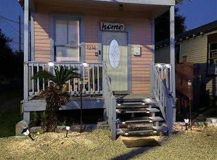 1214 42nd St, Galveston, TX 77550