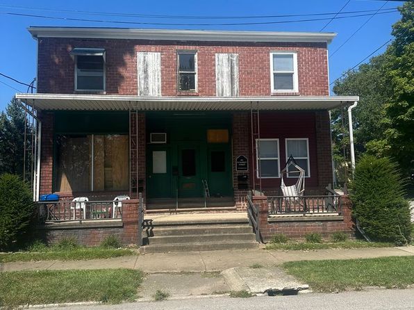 801 W Market St APT D