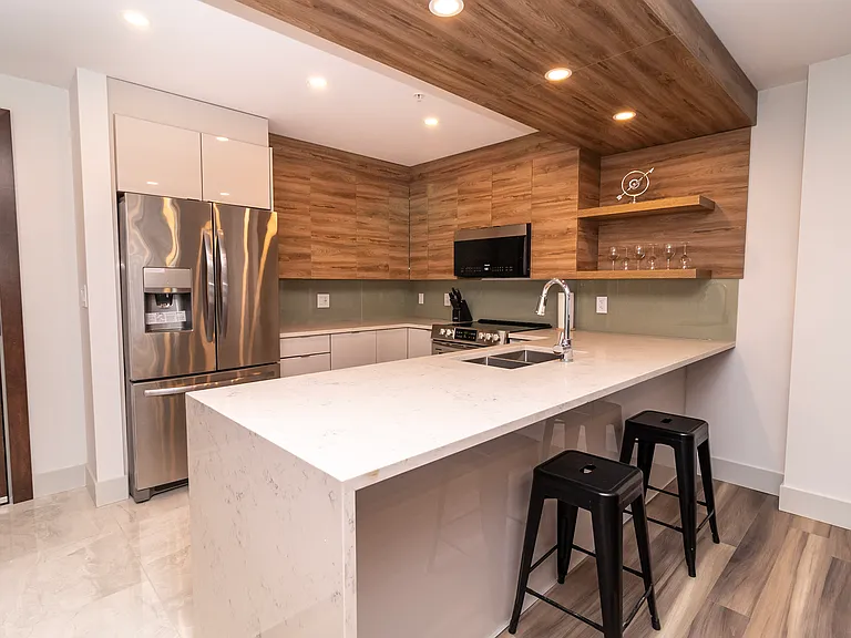 5515 Clyde St — Photo 12