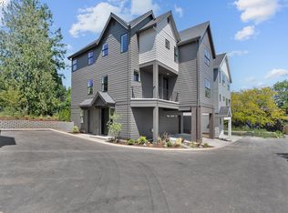 6026 SW 18th Dr, Portland, OR 97239