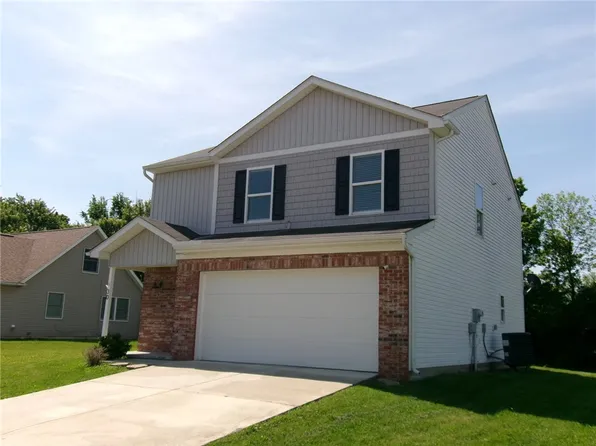 30 Tarragon Way, New Lebanon, OH 45345