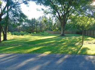 8 Gateway Rd, Sugarloaf, PA 18249