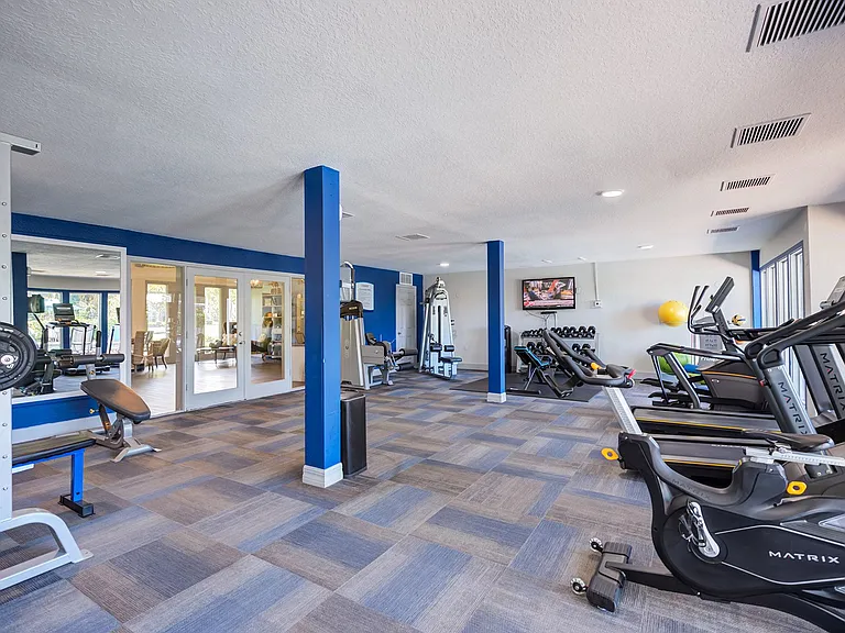 L'Estancia Apartment Homes — Photo 20