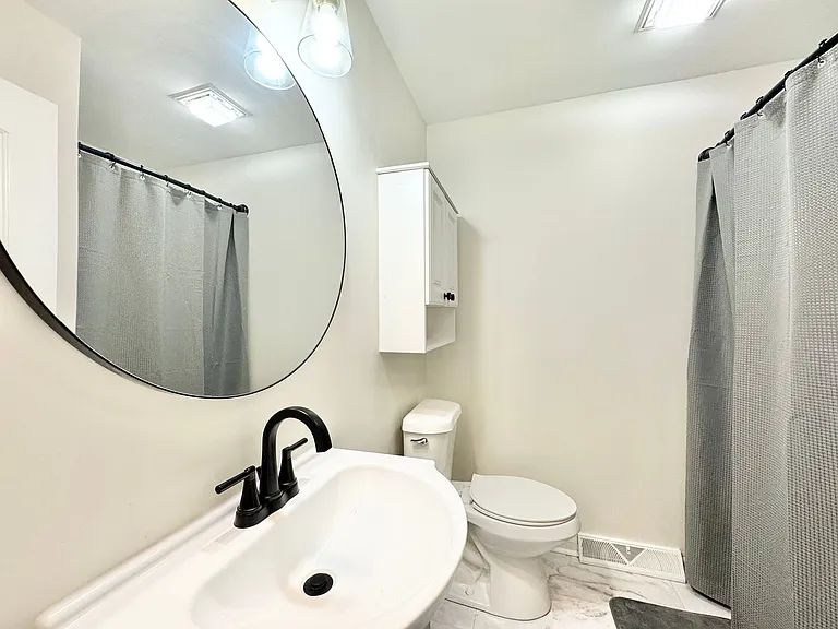3030 Robin Hood Dr — Photo 9