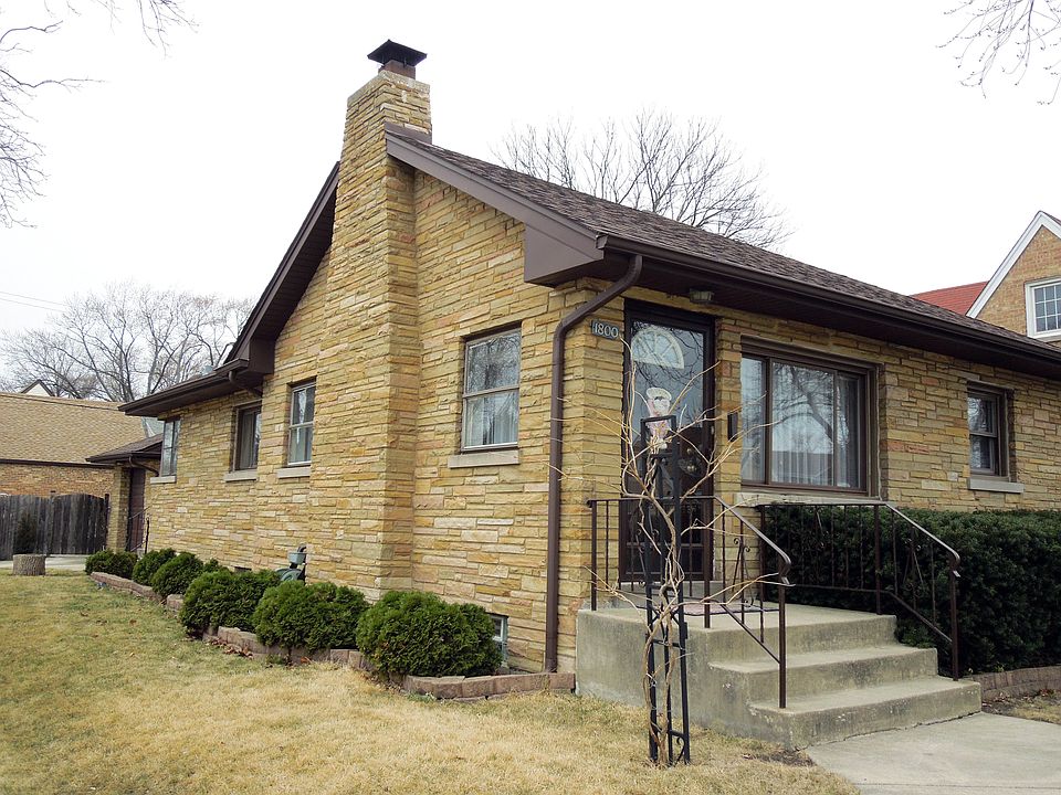 1st image of 1800 N 73rd Ave