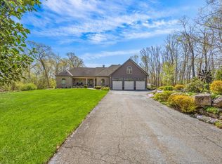 9 Northford Rd, Branford, CT 06405