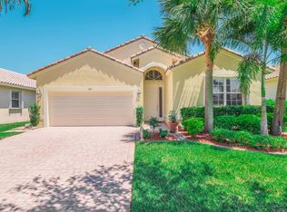 373 NW Springview Loop, Port Saint Lucie, FL 34986