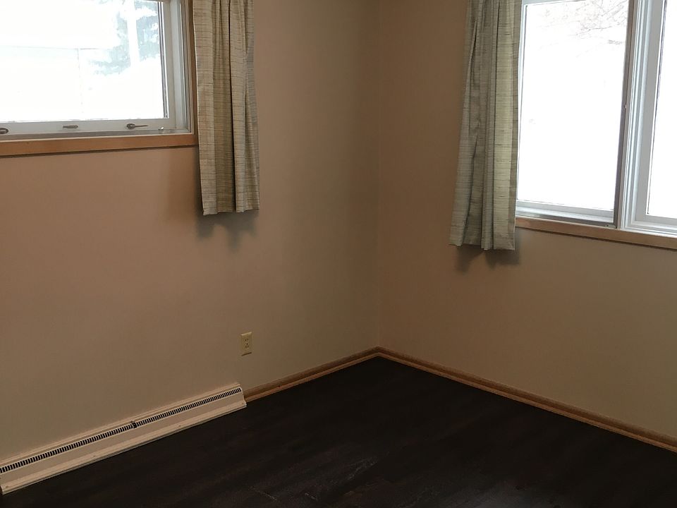 2nd image of 308 2nd Ave SW