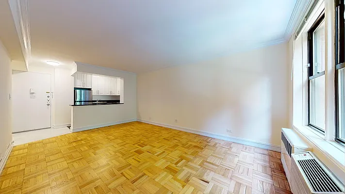 Rented by Bond New York | media 2