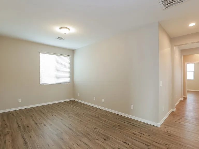 2252 S Osborn Ln — Photo 13
