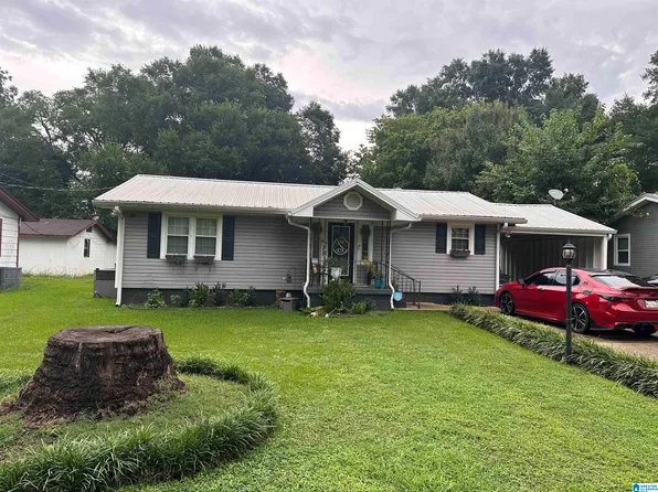 2505 22nd St N, Bessemer, AL 35023