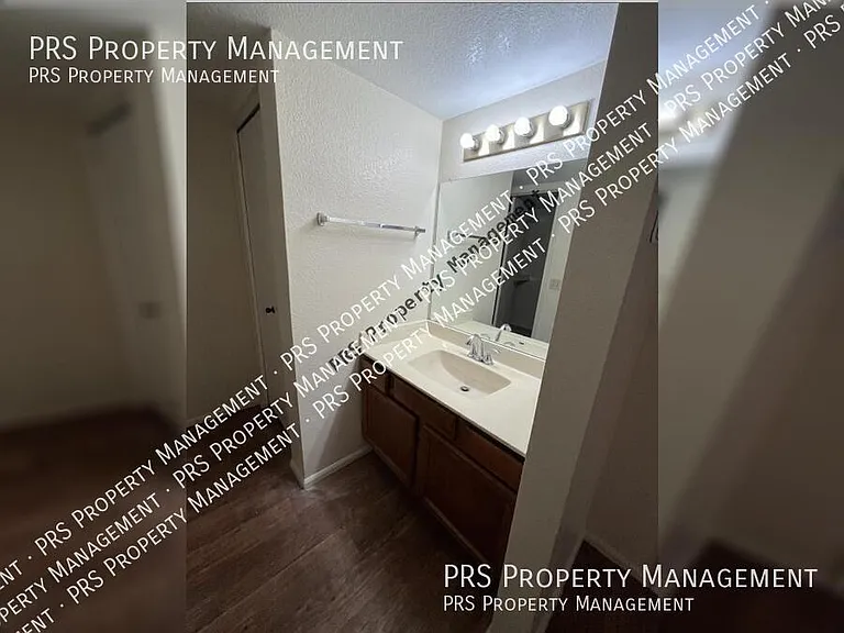 10610 S 48th St #2036 — Photo 11