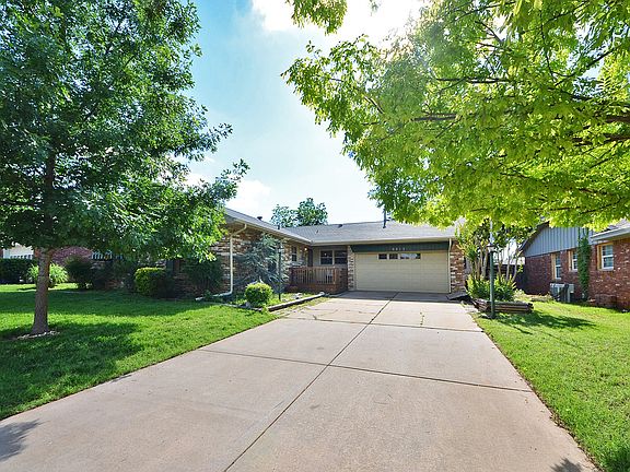 4th image of 9913 Ashley Pl