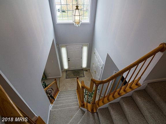 4th image of 7711 Alloway Ln