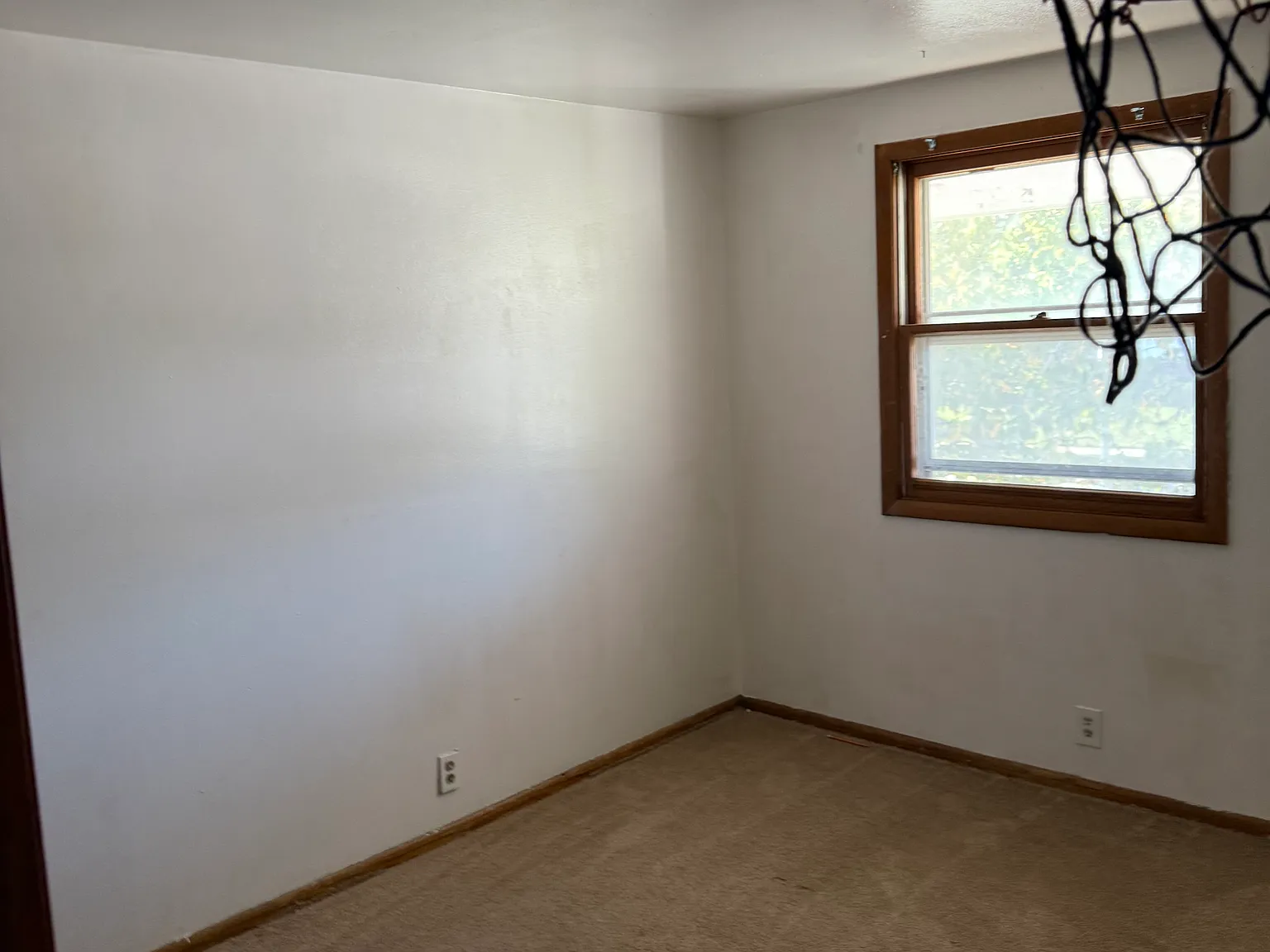 3 bed, 1.5 bath, 1500 sqft, $1,635 — Photo 3