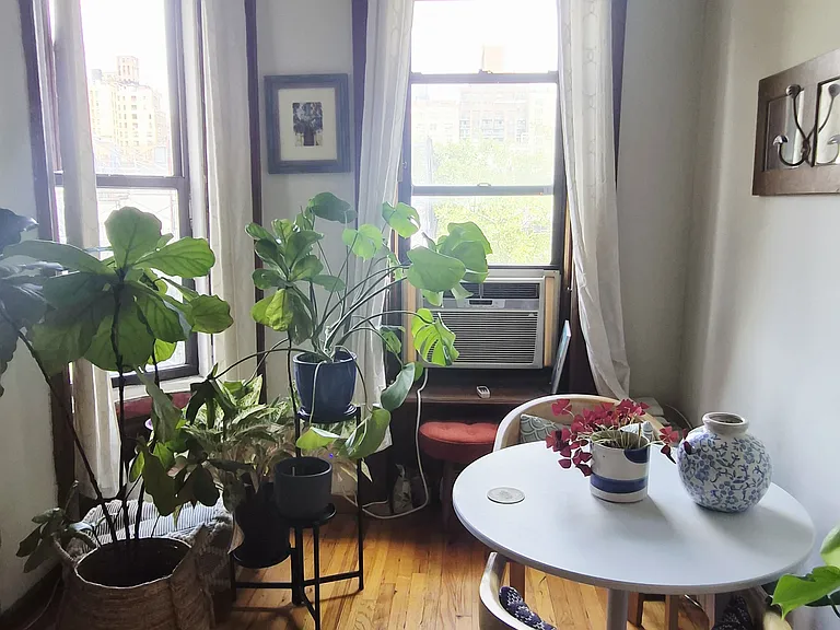 140 W 76th St #PHA — Photo 12