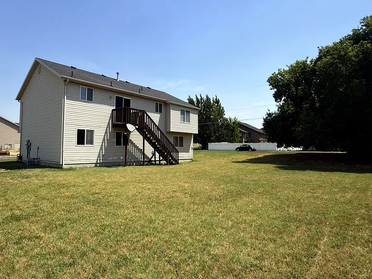 1517 W 600 N — Photo 19