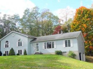 1567 Center St, East Aurora, NY 14052