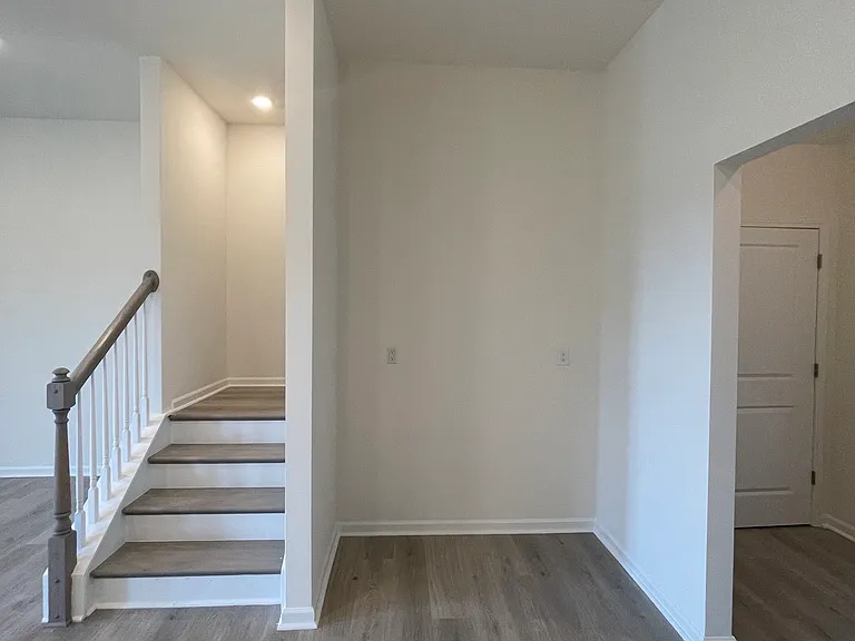 5760 Coulee Ln — Photo 11