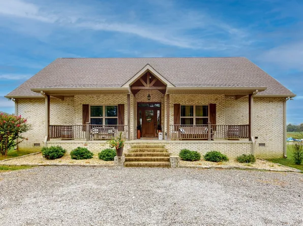 1318 Old Seminary Rd, Manchester, TN 37355