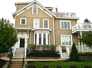 160 Prospect St APT 2, Gloucester, MA 01930