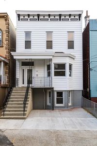 93 Reservoir Ave, Jersey City, NJ, 07307