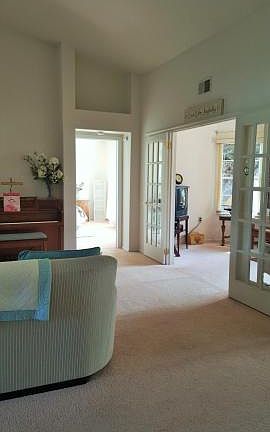 5th image of 981B Thornbury Ln