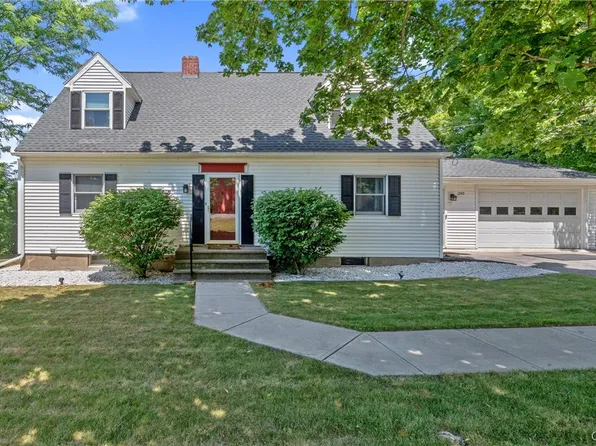 1292 Genesee St, Oneida, NY 13421
