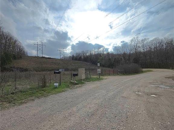 2nd image of 6000 Newman Rd