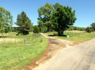 1015 Midyett Rd, Toone, TN 38381