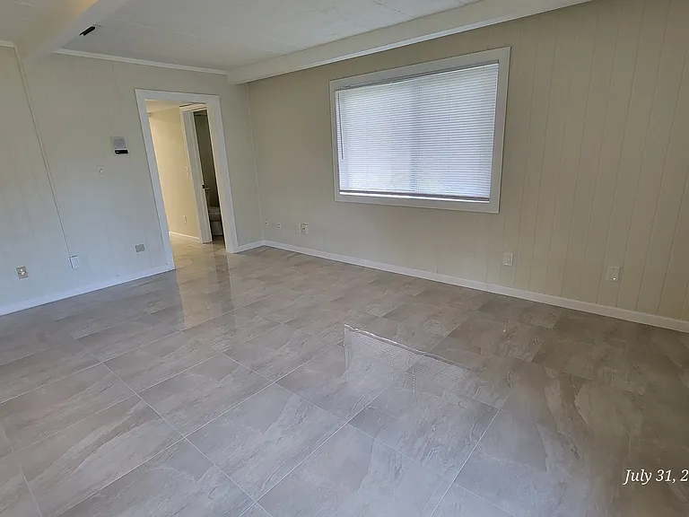 552 Pelican Bay Dr — Photo 5