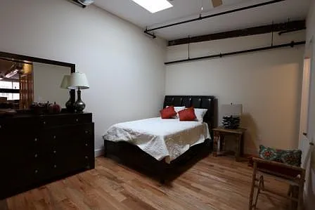 1 bed, 724 sqft, $1,295 — Photo 2