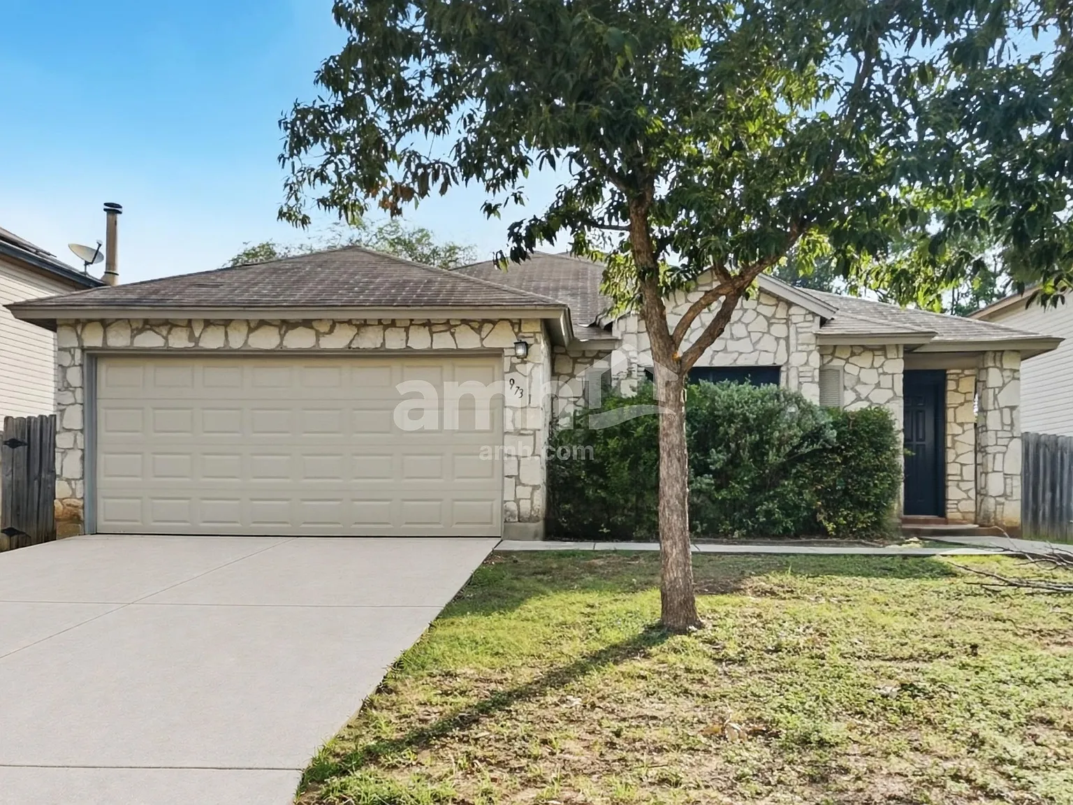 3 bed, 2.0 bath, 1520 sqft, $1,710 — Photo 1