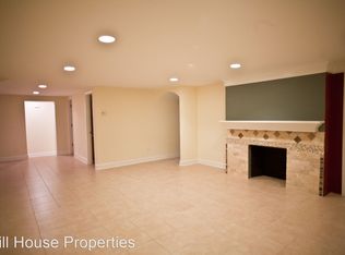 319 McCauley St APT D, Chapel Hill, NC 27516