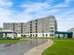 2200 John St #412, Markham, ON L3T 7S7